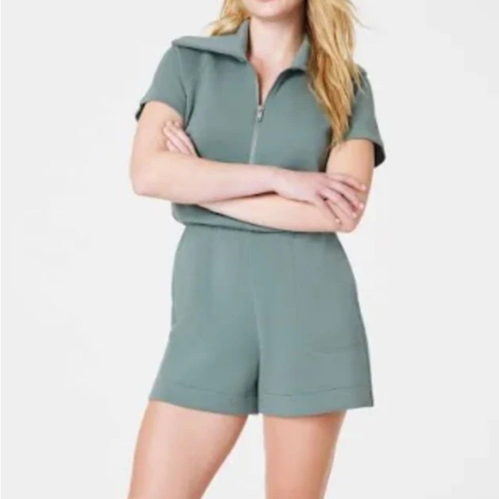 SPANX Short Sleeve Zip-Up Romper